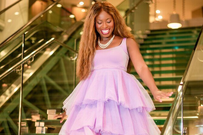 Feel Like a Star: Nighttime Paparazzi Flash Photoshoot - The Breakdown of the Itinerary