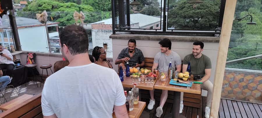 Flavours Of Colombia Fruit & Cocktail Tasting - Detailed Breakdown of the Itinerary