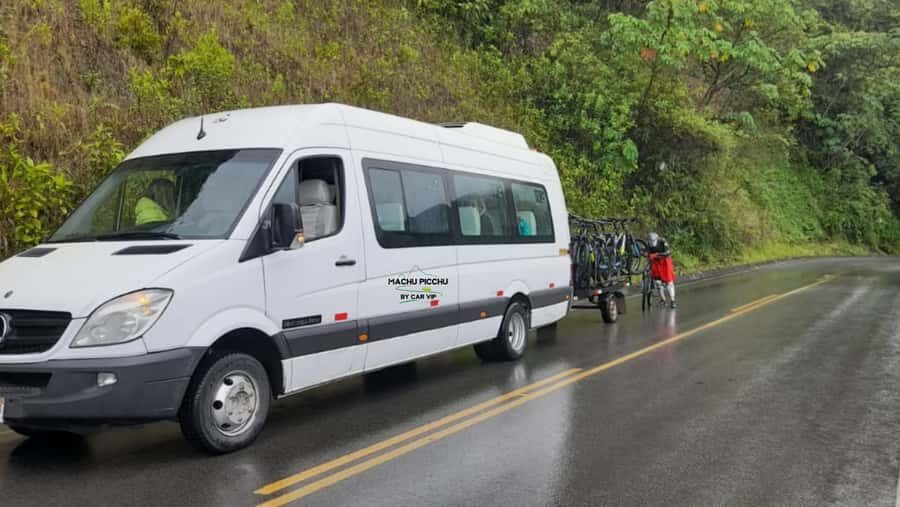 From Cusco: 2-Day Machu Picchu Tour with Bus and Hotel - The Transport: Comfort and Scenic Value