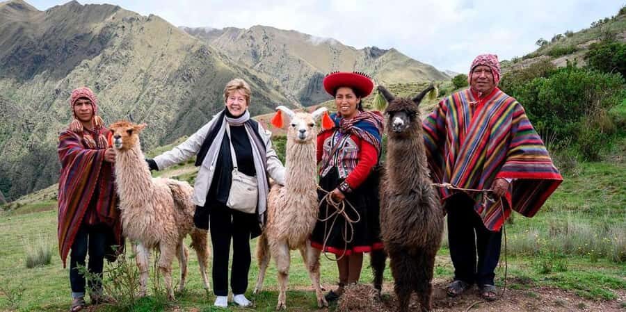 From Cusco: Llama and Alpaca Walk to Intipunku - Who Will Love This Tour?