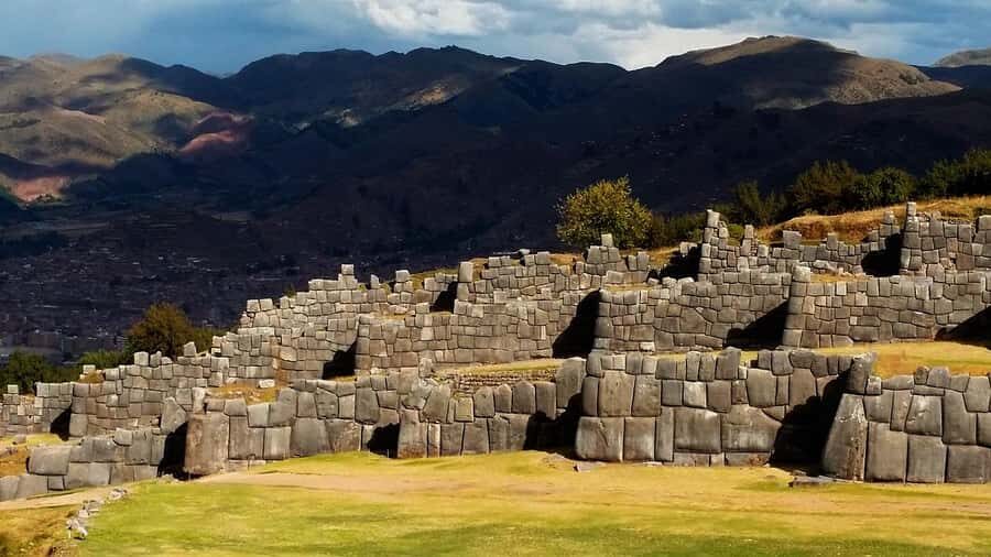 From Cusco: Magical Sunrise in Captive Balloon - Authenticity and Unique Selling Points