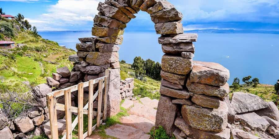 From Cusco: Route of the Sun 2D-1N/Uros and Taquile Islands - What’s Included and What to Keep in Mind