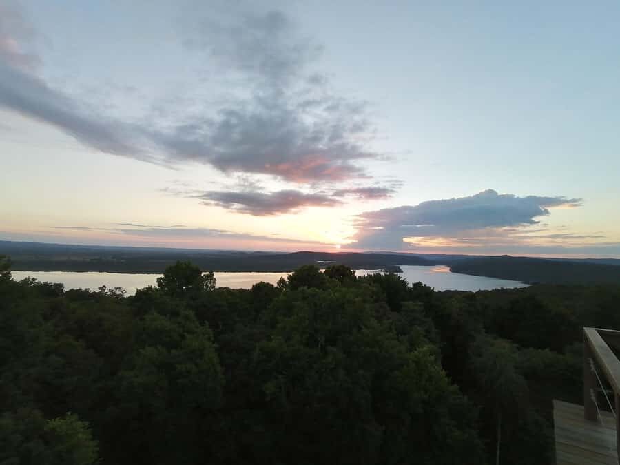 From Flores: Private Yaxha Sunset Tour Price per Group - Why Choose This Tour?