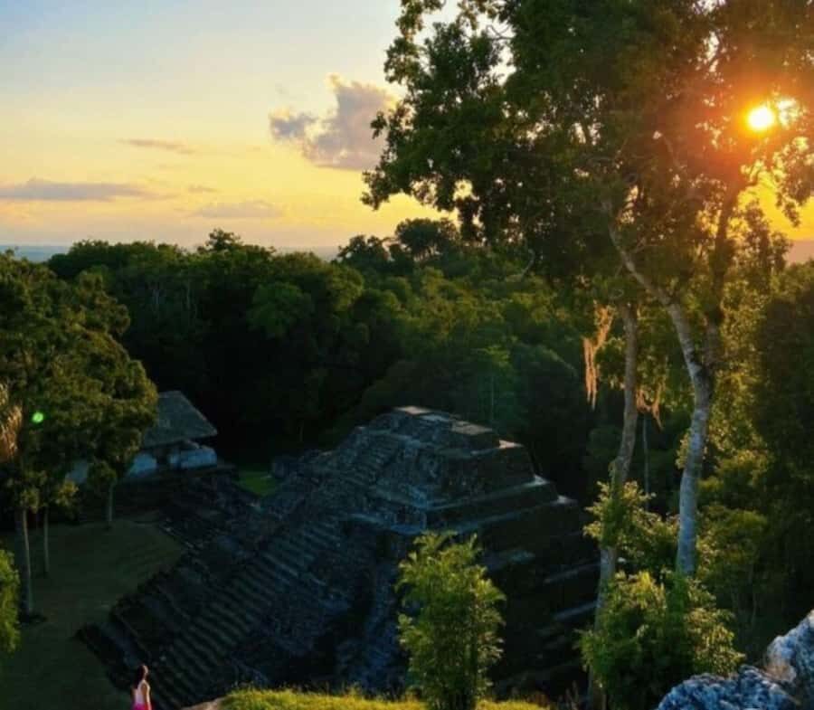 From Flores: Tikal and Yaxhá Day Tour - Exploring the Route: What to Expect Each Step of the Way