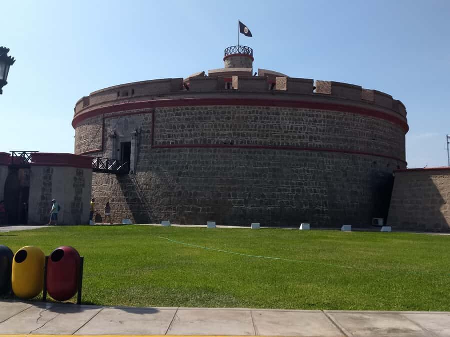 From Lima: Callao and Royal Felipe Fortress Tour - The Sum Up: Who Is This Tour For?