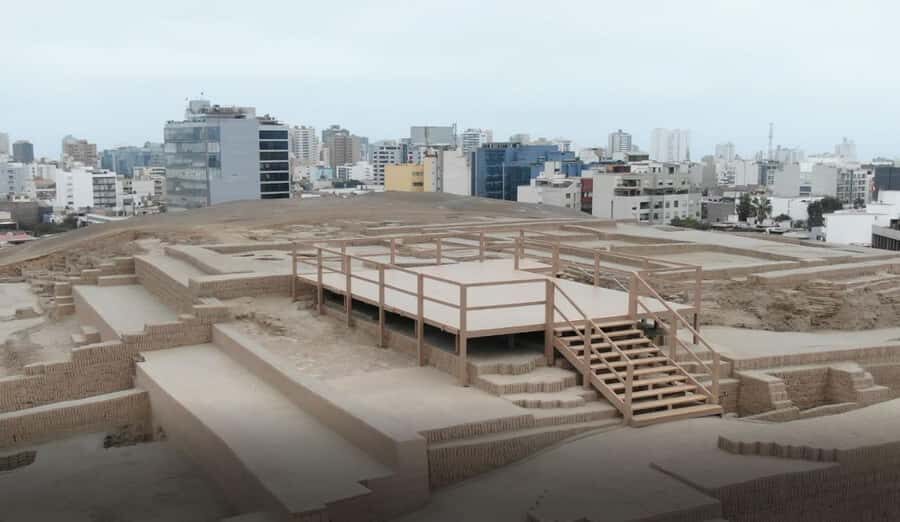 From Lima || Visit to Miraflores and Huaca Pucllana - Exploring Lima’s Historic and Modern Heart