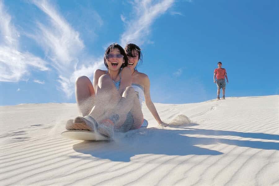 From Paracas: Mini Buggy Tour & Sandboarding at Oasis - What Makes This Tour a Great Choice?