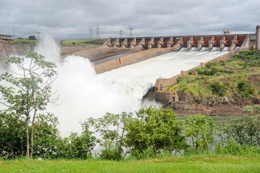 From Puerto Iguazu: Itaipu Dam Tour with Entrance Ticket - Possible Drawbacks or Considerations