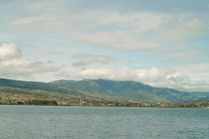 Full Day Cotacachi, Otavalo and Cuicocha lagoon - A Deep Dive into the Full Day Cotacachi, Otavalo, and Cuicocha Lagoon Tour