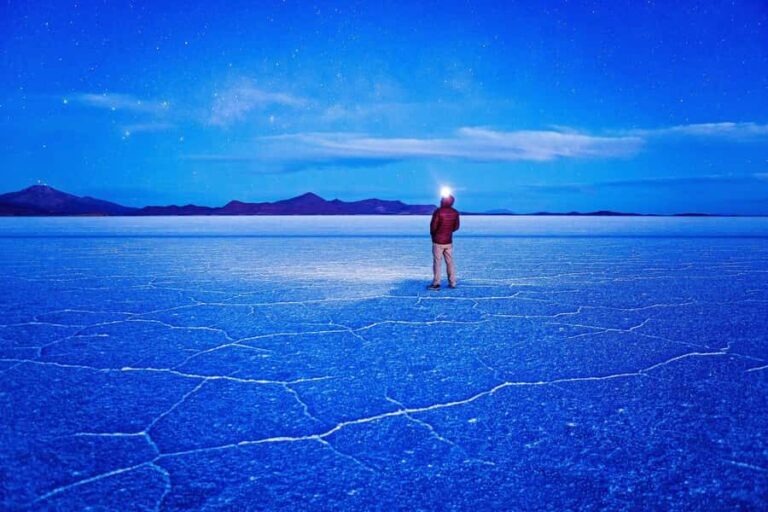 Full day of salt flats with accommodation in a salt hotel. - The Value and Experience