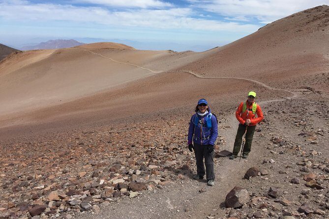 Full-Day Private Hike to the Top of El Pintor from Santiago, Chile - A Deep Dive into the El Pintor Hike Experience