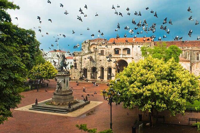 Full-day Santo Domingo Tour with Roundtrip Transfer from Airport to Hotel - An In-Depth Look at the Santo Domingo Day Tour