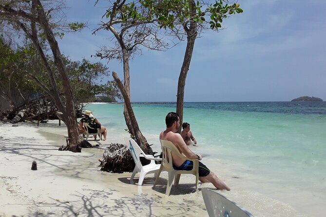 Full day tour islands of Rosario vip - Authentic Experiences and Practical Tips