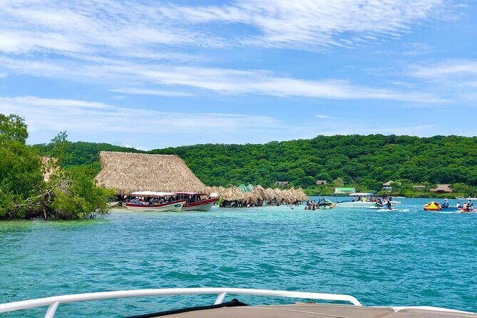 Full Day Tour Rosario Islands, Playa Blanca, Cholón and Barú - Who Should Consider This Tour?