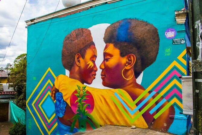 Graffiti Bogotá Private Walking Tour Express(3 Hrs.) - The Sum Up