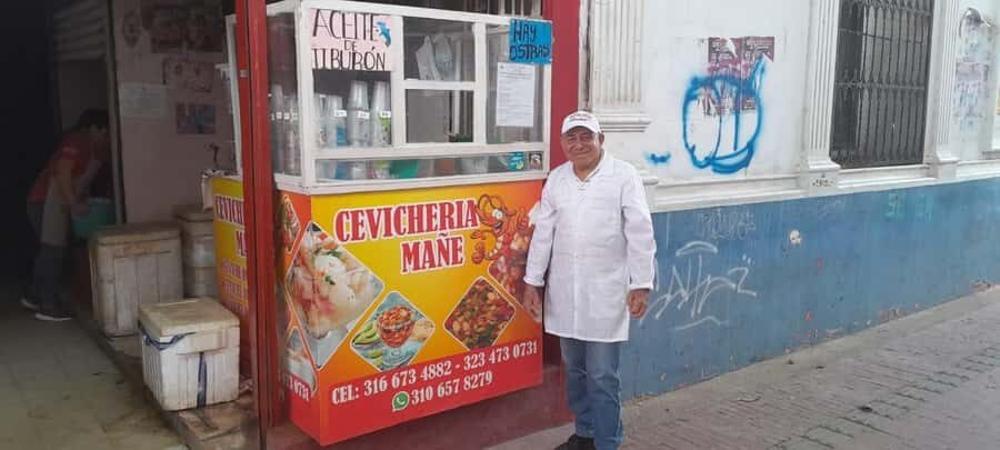 Graffiti tour with street food Tastings - Santa Marta’s Street Art: A Visual Journey