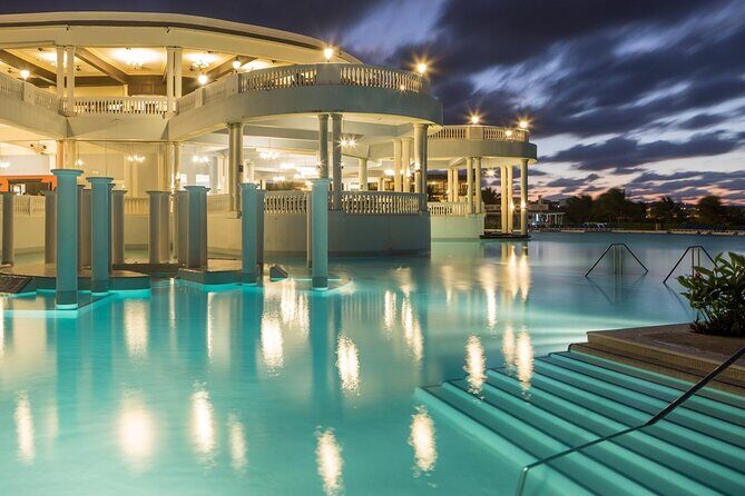 Grand Palladium Lady Hamilton Transfers from Montego Bay Airport - The Sum Up