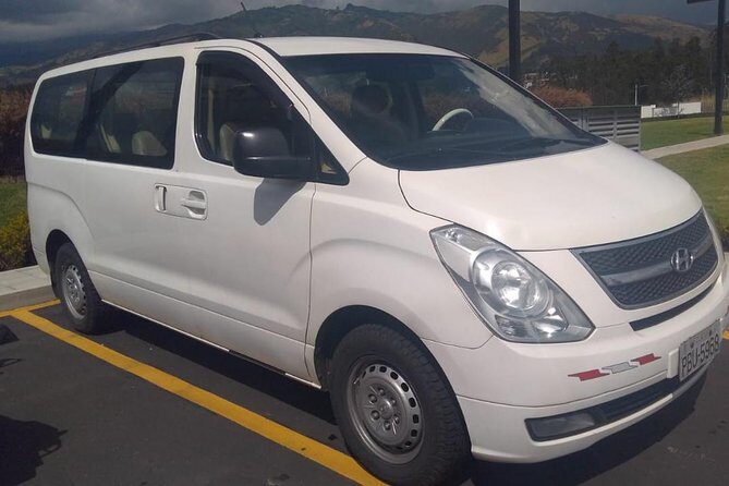 Guayaquil PRIVATE Departure Transfer from Hotels to the Airport. - In-Depth Look at the Guayaquil Airport Transfer