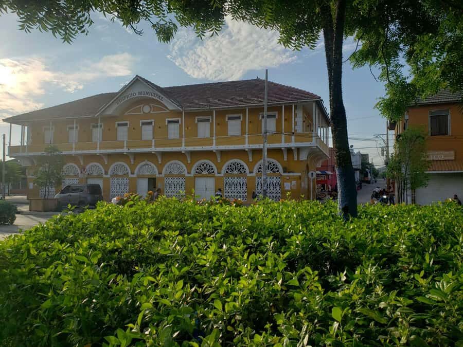 Guided cycling tour guide for road cycling via puerto colombia - Practical Tips for Your Cycling Day