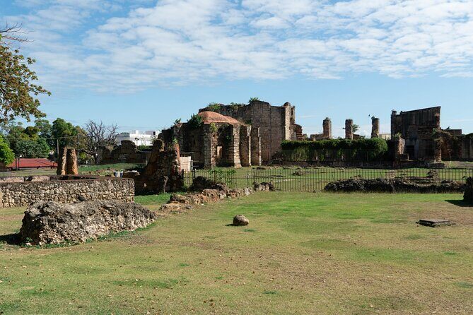Guided Tour in the Colonial Zone of Santo Domingo - Overall Experience and Practical Details