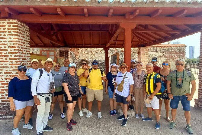 Highlights & Iconic Places Tour! - Practical Details & Tips