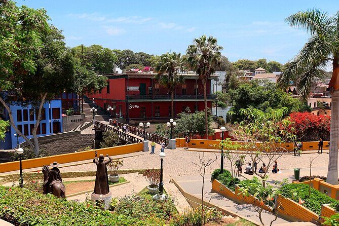 Highlights of Lima: Miraflores, Surquillo, Barranco & Chorrillos - The Sum Up