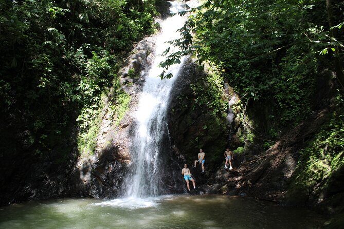 Hike 10 Waterfalls in Jacó - Who Should Consider This Tour?