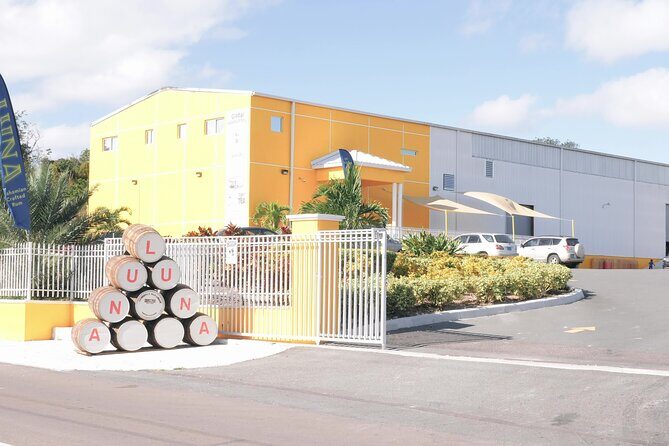 Historic Island Tour Plus Rum Cake Sample and Local Beer