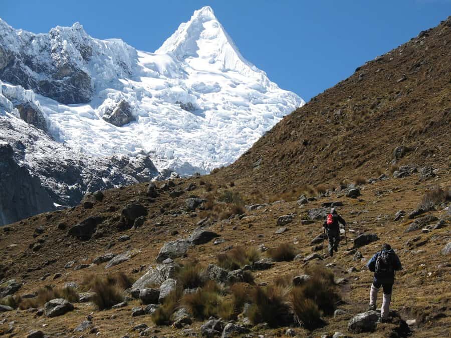 Huaraz: 8-Day Alpamayo Hiking Expedition - An Authentic 8-Day Journey Through Peru’s Cordillera Blanca