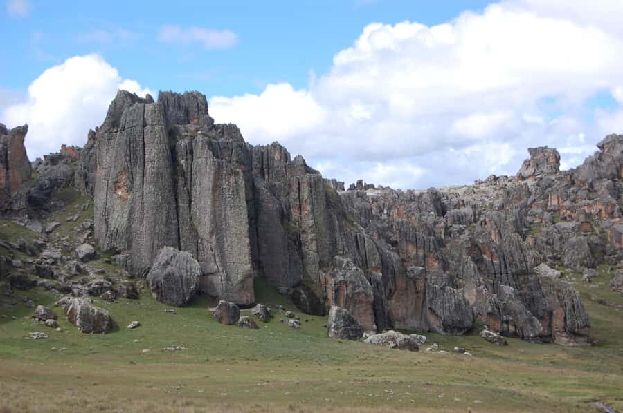 Huaraz: Hatunmachay Rock Climbing Day Trip - Analyzing the value