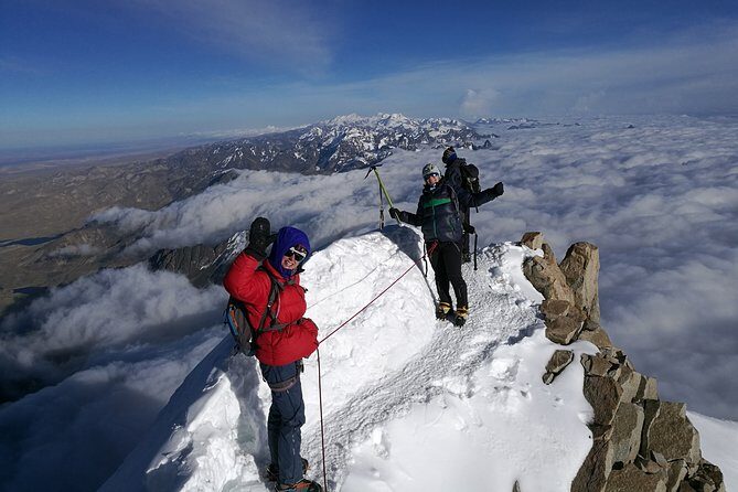 HUAYNA POTOSI 6.088 m.(the most popular mountain in Bolivia) - Who Should Consider This Tour?