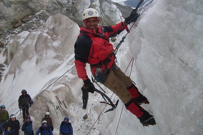 Ice Climbing Full Day - An In-Depth Look at the Ice Climbing Full Day Tour