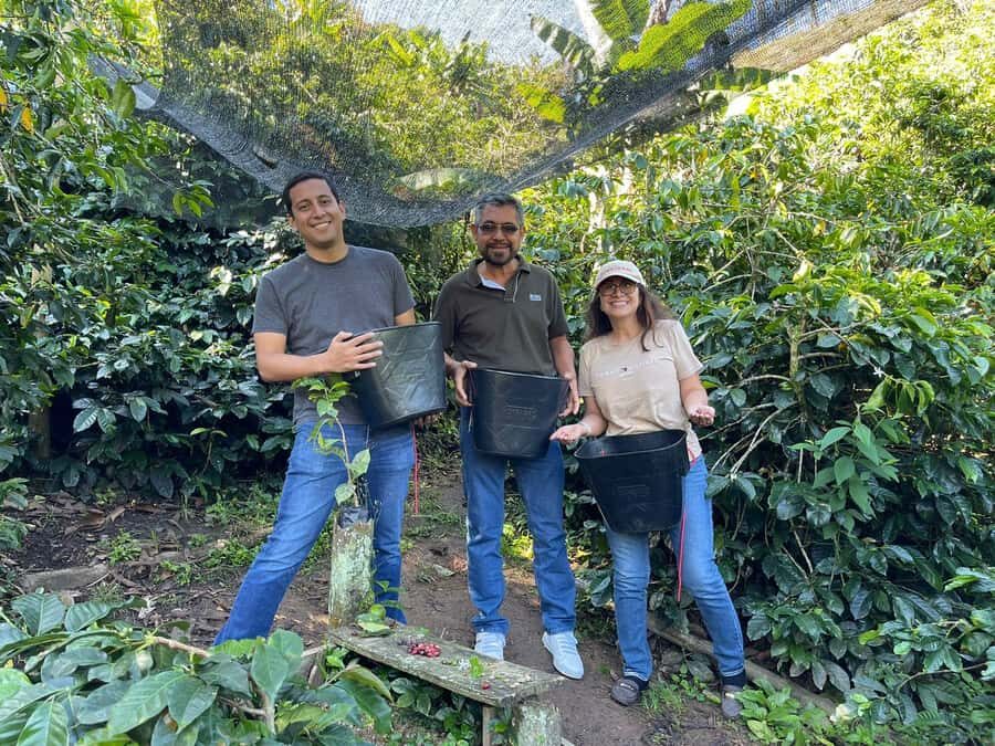 I'm Jessica, and I can't wait to guide you in Guatape - The Coffee Plantation: More Than Just a Cupping Session