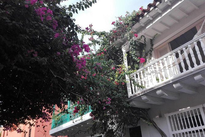 Into the Walls of The City: A Self-Guided Audio Tour - An In-Depth Look at the Tour Experience