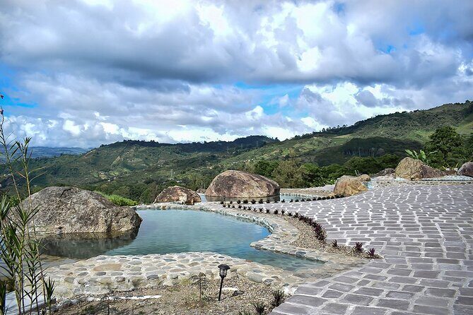 Irazú Volcano and Mineral Hot Springs at Hacienda Orosi - A Closer Look at the Tour Experience