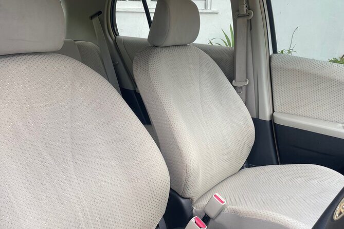 Kingston Airport Private Transportation - FAQ