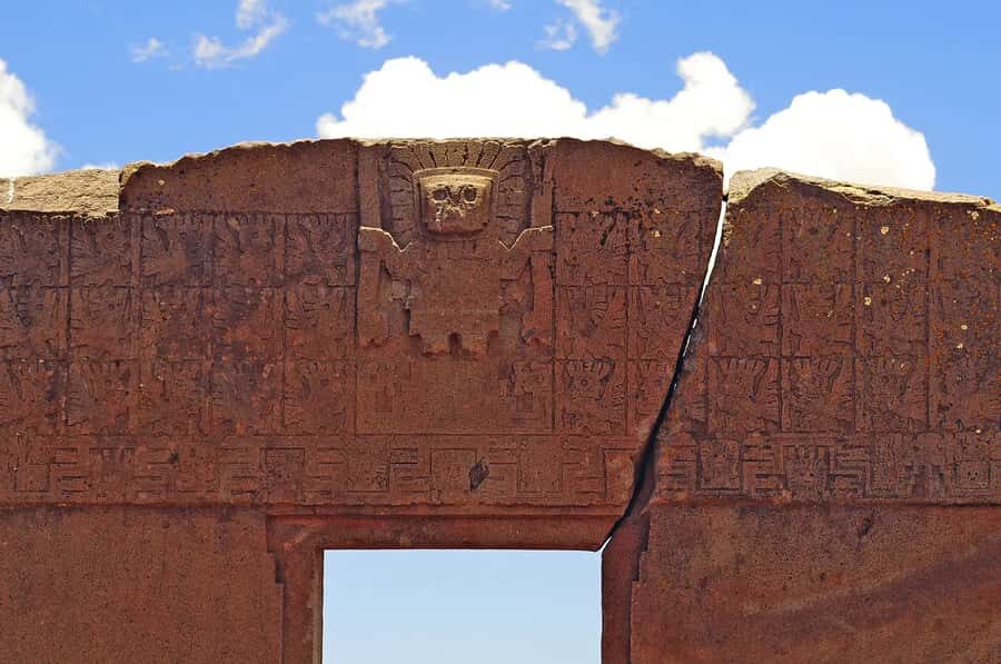 La Paz: Shared guided tour of the Tiwanaku Ruins - An In-Depth Look at the Tiwanaku Experience