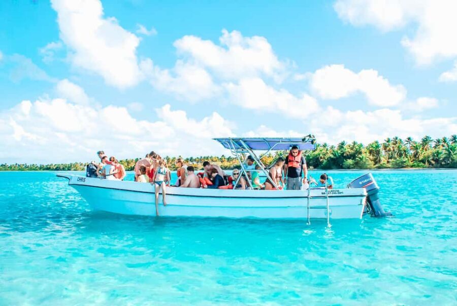 La Romana: Saona Crusoe VIP for cruise guests - Who Will Love This Tour?