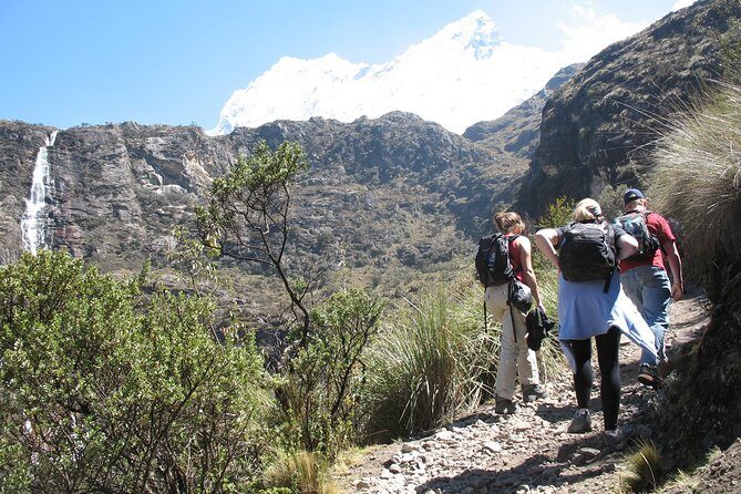 Lake 69 Full-Day Hiking Tour from Huaraz - Who Should Consider This Tour?