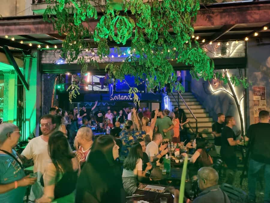 Lapa - Night life of Rio de Janeiro - A Deeper Look at the Lapa Nightlife Tour