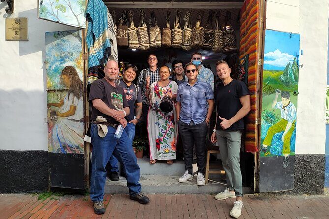 Let's learn Colombian ancestral wisdom with the traditional bag workshop - A Deep Dive into the Mochila Workshop Experience