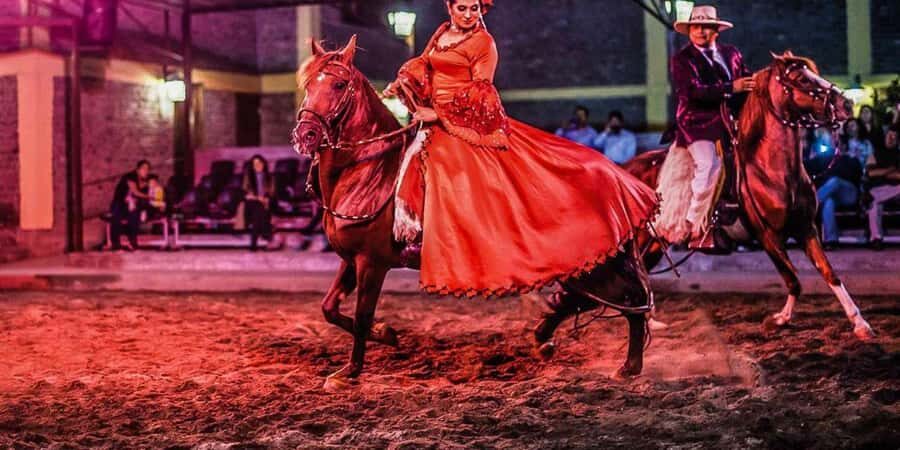 Lima: Buffet lunch, Peruvian Paso Horses dance show. - FAQ