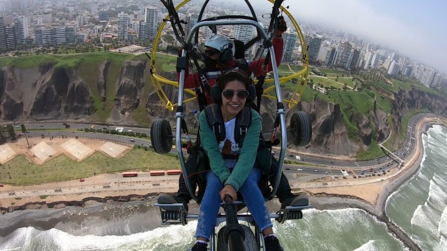 Lima: Paragliding Flight Over Costa Verde Districts - The Itinerary: What to Expect