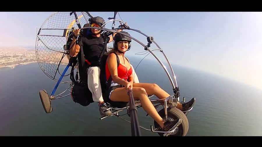 LIMA || Powered paragliding flight - Who Should Consider This Tour?