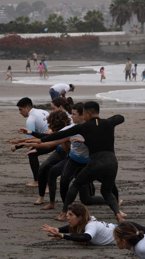 Lima: Surf lessons for beginners to advanced surfers with equipment - The Value of This Surf Lesson