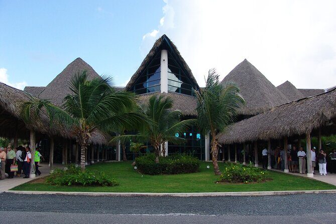Lopesan Costa Bávaro-Punta Cana Airport Transfer - Final Thoughts on Who Should Book This Service