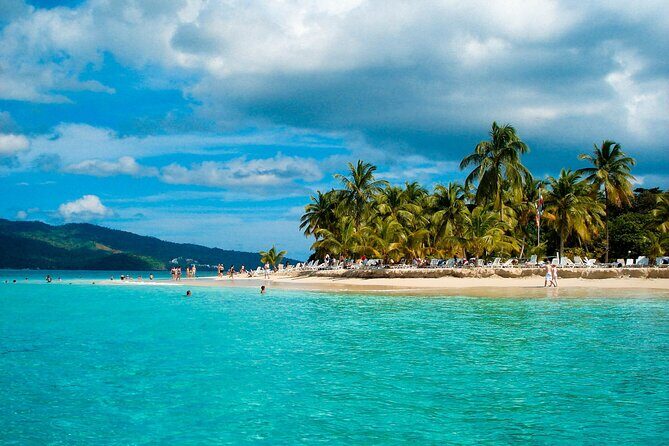 Los Haitises National Park, Montaña Redonda & Bacardi Island