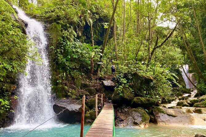 Luxury Day trip getting off the beaten path Waterfalls & Caverns - Key Points