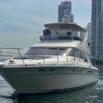 Luxury yacht rental in Cartagena de Indias Sea Ray 56' - A Closer Look at the Yacht Experience