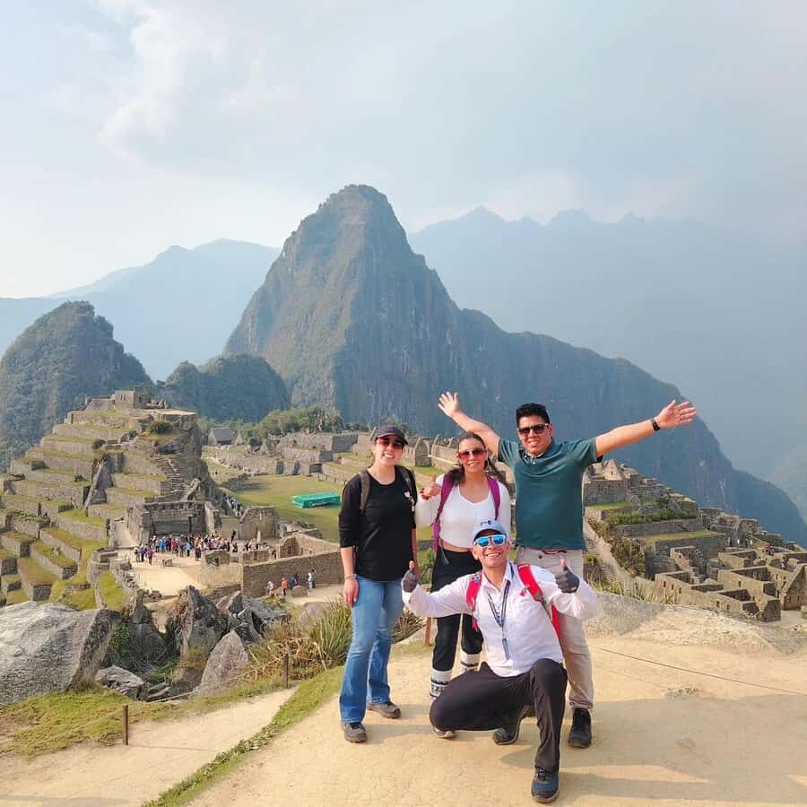 Machu Picchu: Tour Guide Service & Entrance Ticket Circuit-2 - The Experience at a Glance